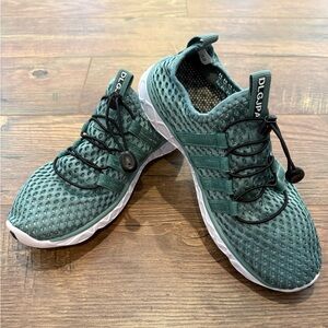 Men's Green Athletic Shoes